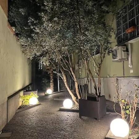 아파트 15 Mins To Duomo Corner In Lambrate *